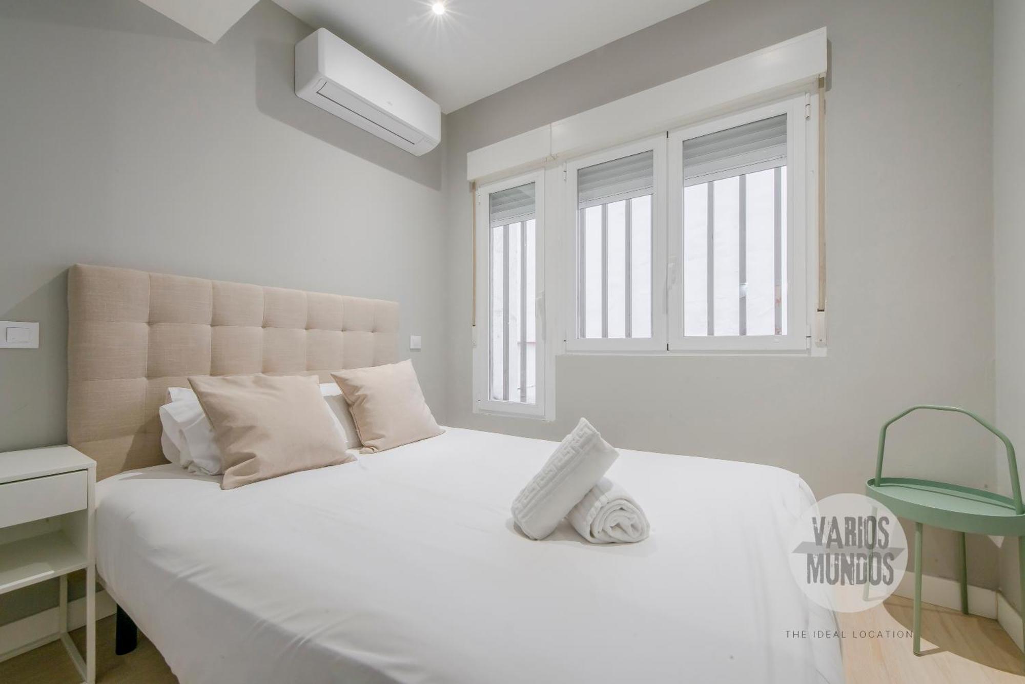 Pequeno Paraiso Para 4, En Plaza De Chueca مدريد المظهر الخارجي الصورة